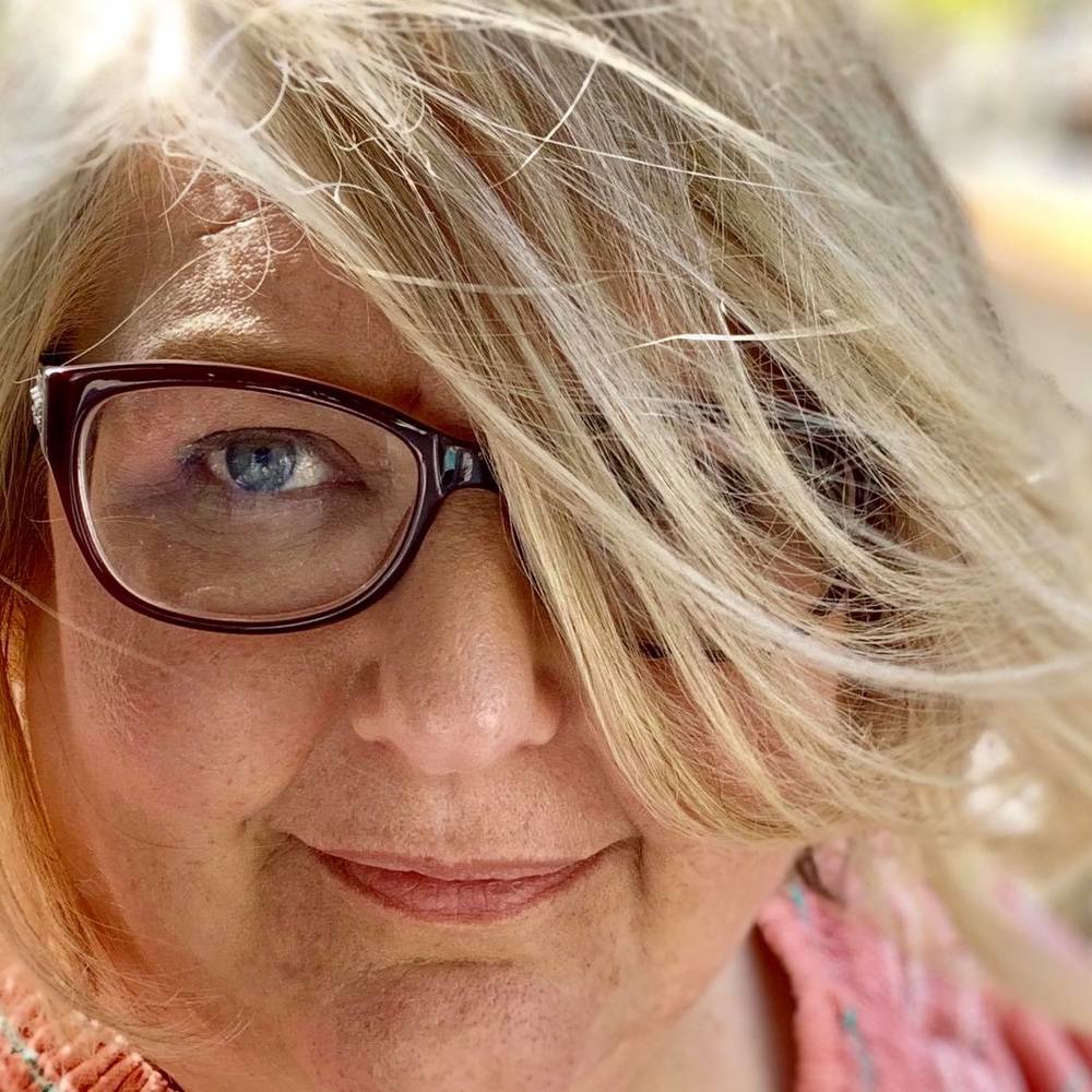 Meet your Posher, Lesley
